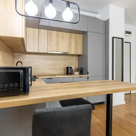 Luxuria Toff Dominium Apartment