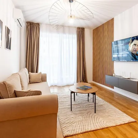 Luxuria Toff Dominium Apartment *